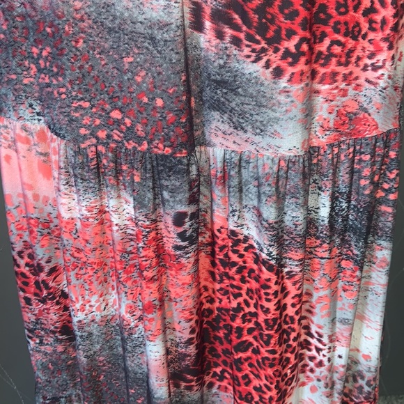 👙Magic Women’s Long Patterned Elastic Waist Skirt - Picture 3 of 5